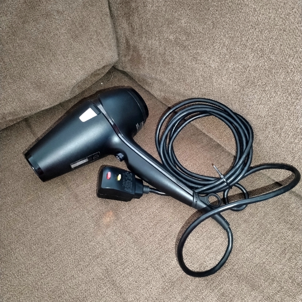 Ghd Air Professional 1600W Hair Dryer With Ionic Technology & Adjustable Setting